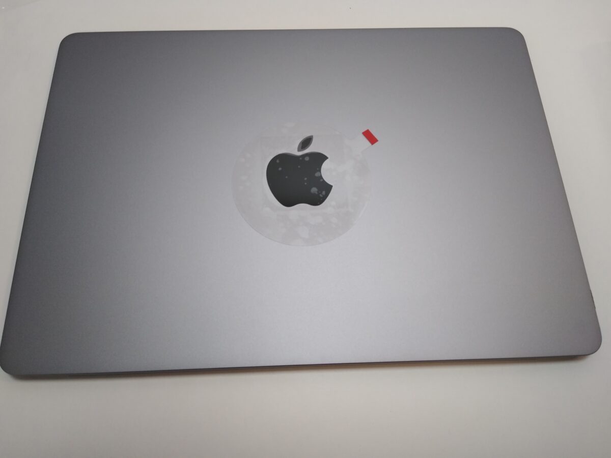 дисплей за macbook air m2 13 inch